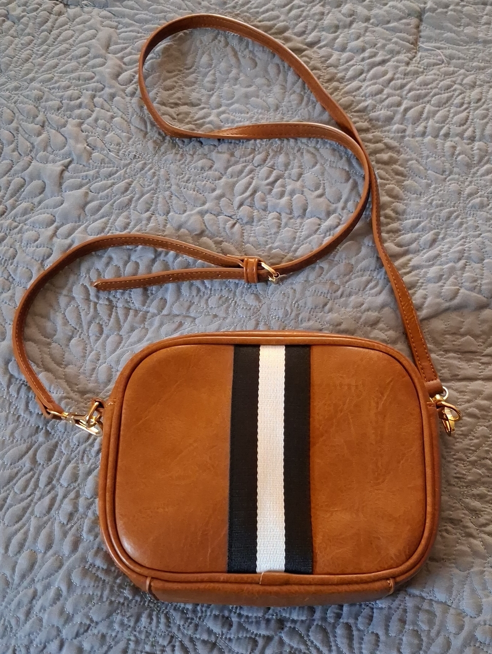 Social Threads X Motherchic Camera Bag